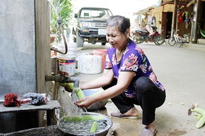 Mang niềm vui đến cho người dân